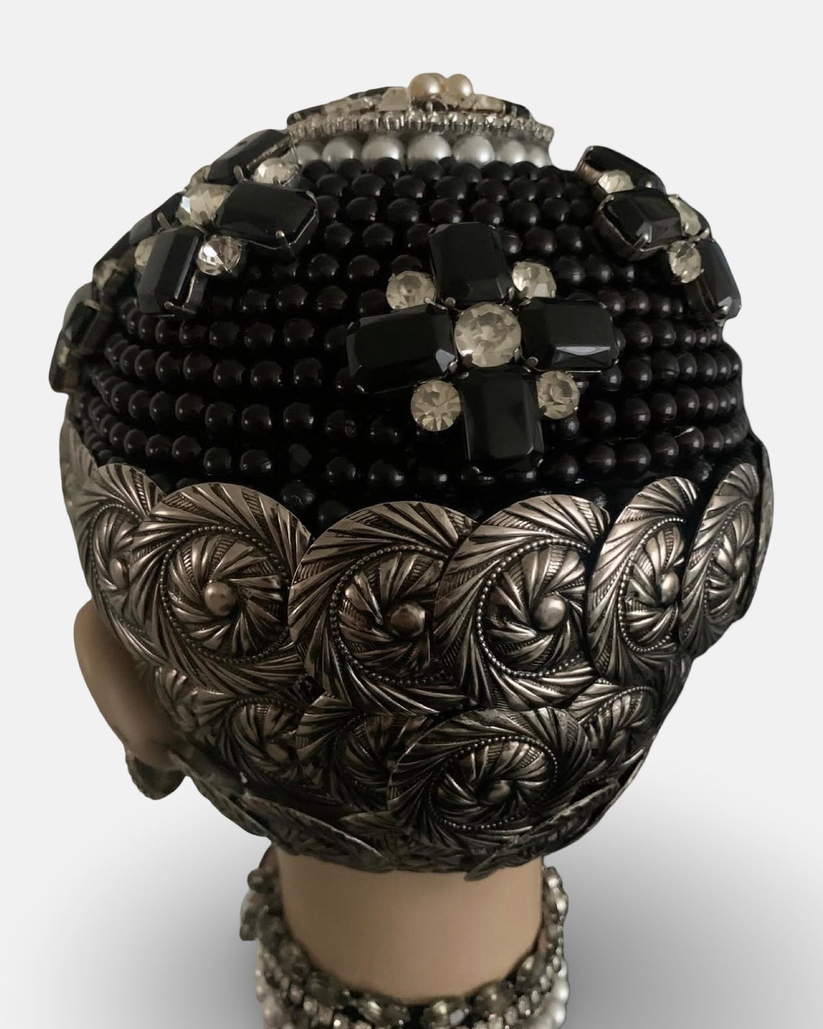 LADY BLACK SILVER