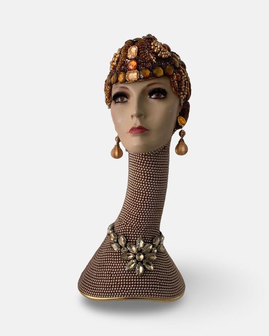 LADY IN GOLD