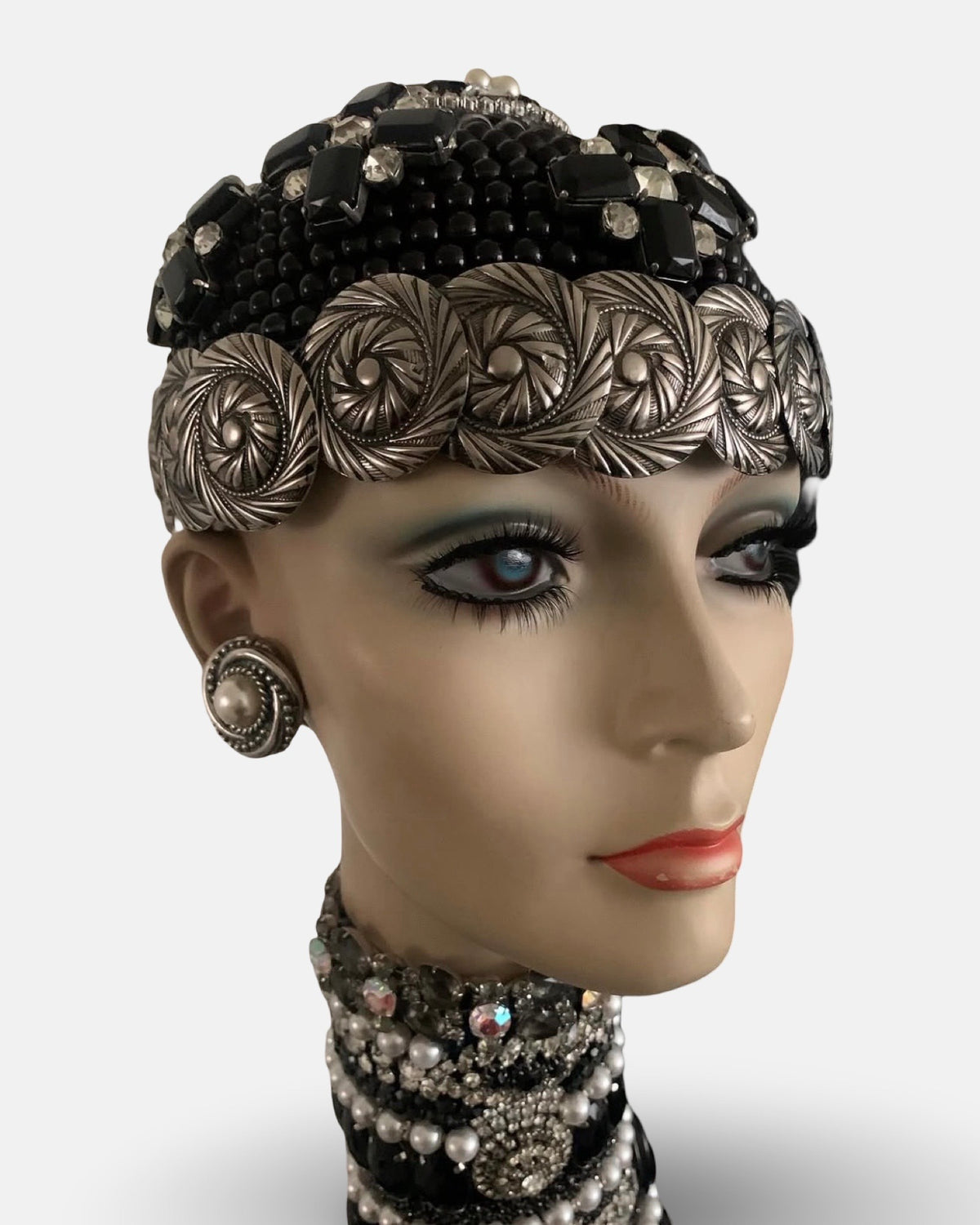 LADY BLACK SILVER