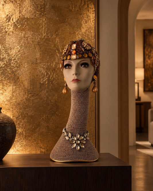 LADY IN GOLD